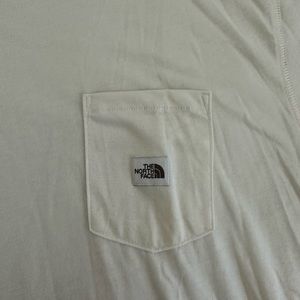 NWT - The North Face t-shirt